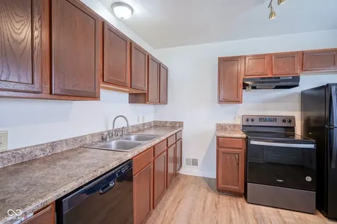 5159 E 16th Street Indianapolis IN 46218