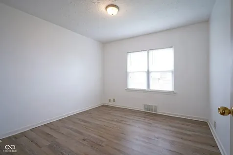 5159 E 16th Street Indianapolis IN 46218