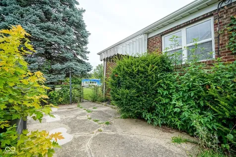 5159 E 16th Street Indianapolis IN 46218
