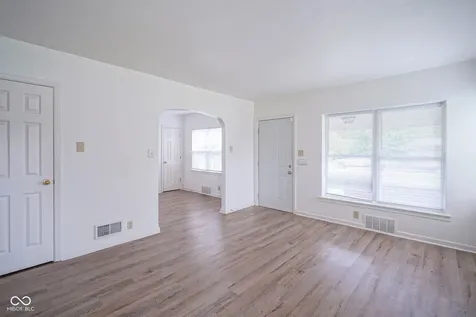 5159 E 16th Street Indianapolis IN 46218