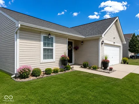 7648 Firecrest Lane Camby IN 46113