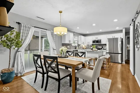 10851 Dillon Place Fishers IN 46038