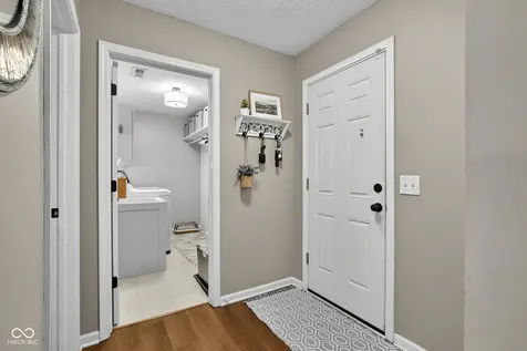 10851 Dillon Place Fishers IN 46038