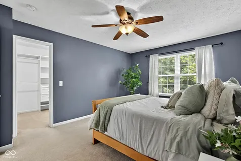 10851 Dillon Place Fishers IN 46038