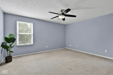 10851 Dillon Place Fishers IN 46038