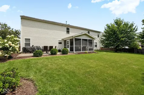 10851 Dillon Place Fishers IN 46038