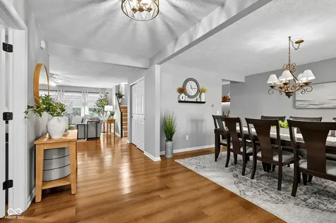 10851 Dillon Place Fishers IN 46038