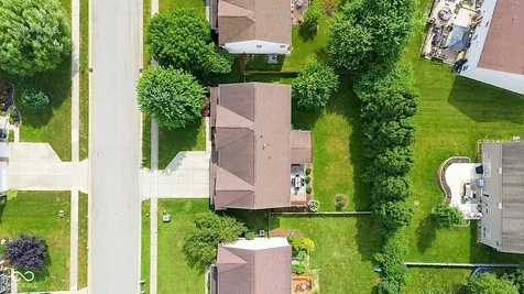10851 Dillon Place Fishers IN 46038