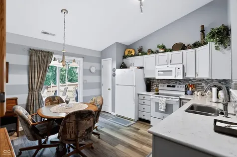 8558 Gainesville Drive Indianapolis IN 46227