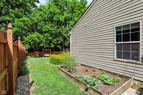 8558 Gainesville Drive Indianapolis IN 46227