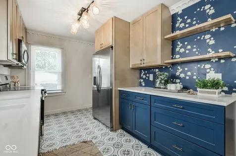 6073 Dewey Avenue Indianapolis IN 46219