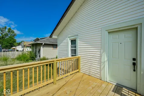 6073 Dewey Avenue Indianapolis IN 46219