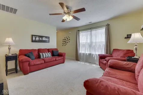 1670 Roundhouse Circle Greenwood IN 46143