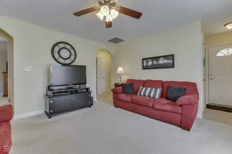 1670 Roundhouse Circle Greenwood IN 46143