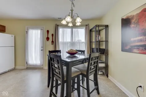 1670 Roundhouse Circle Greenwood IN 46143