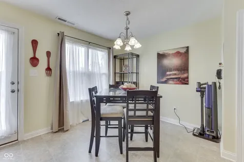 1670 Roundhouse Circle Greenwood IN 46143