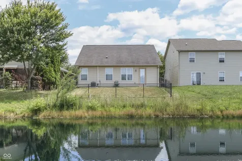 1670 Roundhouse Circle Greenwood IN 46143