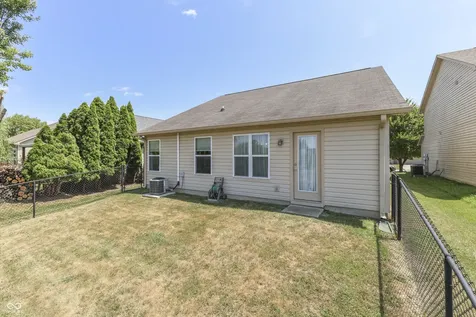 1670 Roundhouse Circle Greenwood IN 46143