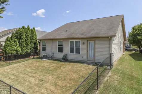 1670 Roundhouse Circle Greenwood IN 46143