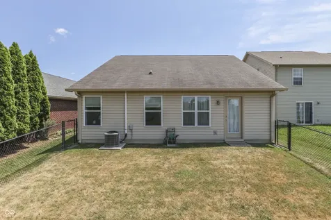1670 Roundhouse Circle Greenwood IN 46143