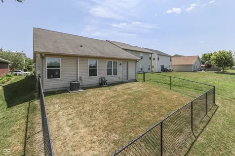 1670 Roundhouse Circle Greenwood IN 46143