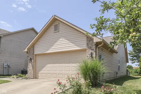 1670 Roundhouse Circle Greenwood IN 46143
