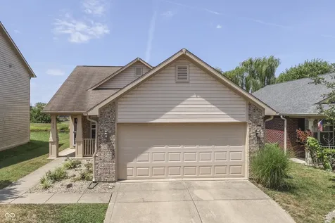 1670 Roundhouse Circle Greenwood IN 46143