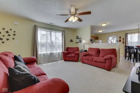 1670 Roundhouse Circle Greenwood IN 46143
