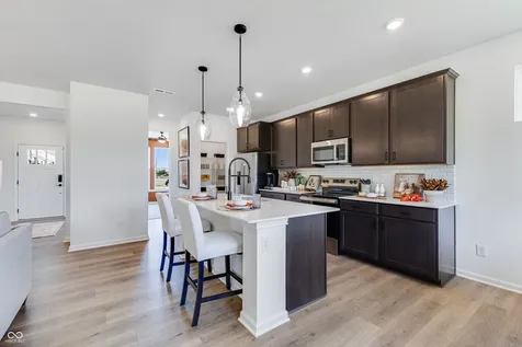 11114 Dressage Way Indianapolis IN 46239