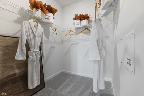 11114 Dressage Way Indianapolis IN 46239