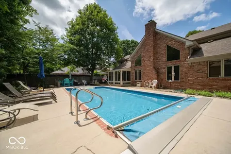 3897 S Woodfield Drive S New Palestine IN 46163