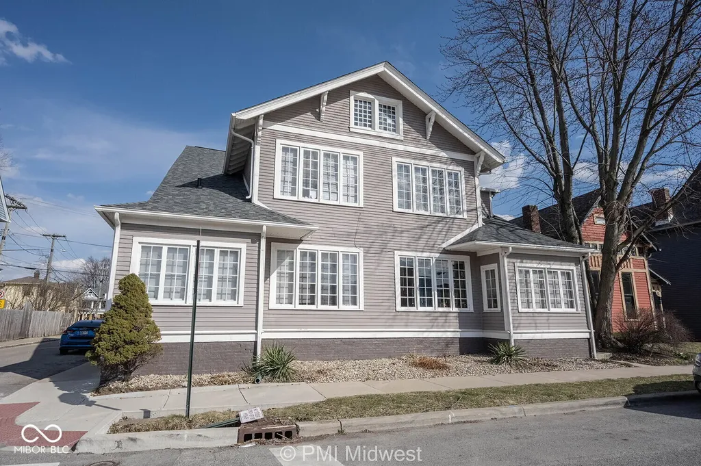 125 E 17th Street Indianapolis IN 46202