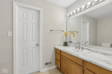 13823 Oak Grove Court Fishers IN 46038