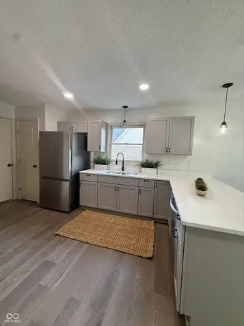 118 W Edgewood Avenue Indianapolis IN 46217