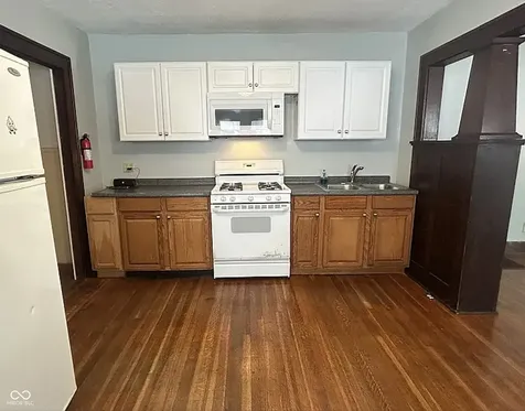 322 N Oakland Avenue Indianapolis IN 46201
