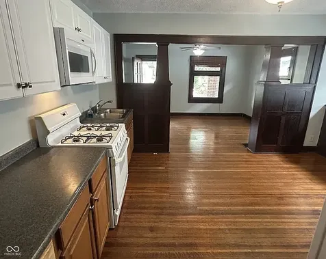 322 N Oakland Avenue Indianapolis IN 46201