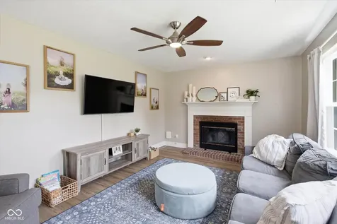 10206 Carmine Drive Noblesville IN 46060