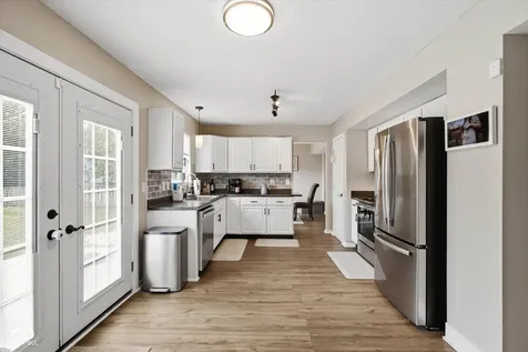 10206 Carmine Drive Noblesville IN 46060