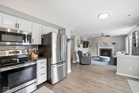 10206 Carmine Drive Noblesville IN 46060