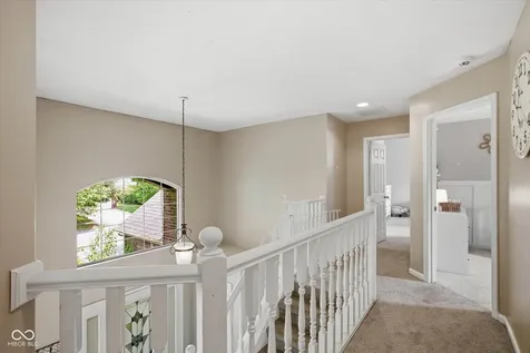 10206 Carmine Drive Noblesville IN 46060