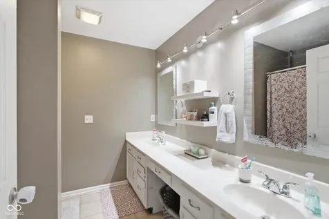 10206 Carmine Drive Noblesville IN 46060