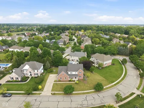 10235 Bent Creek Court Fishers IN 46037