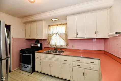 2055 Winfield Avenue Indianapolis IN 46222