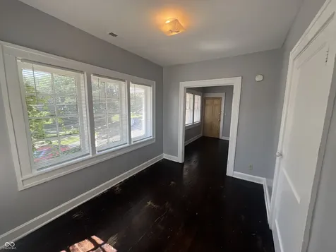 634 E 37th Street Indianapolis IN 46205