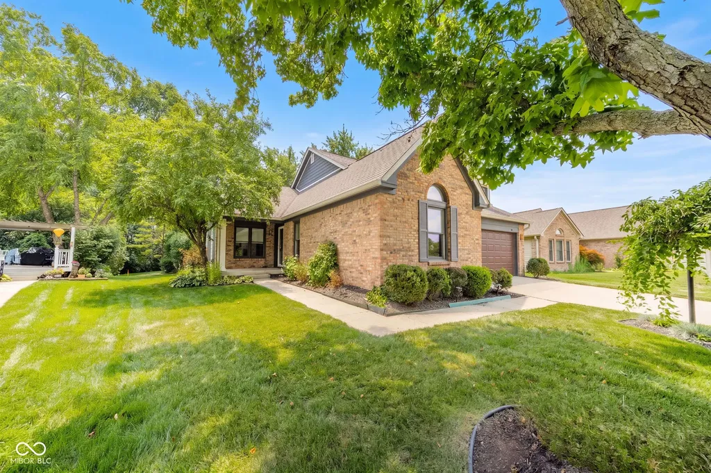 7253 Wolffe Drive Fishers IN 46038