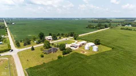 1041 N Us Highway 421 Whitestown IN 46075