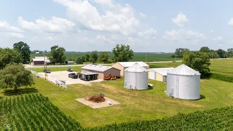 1041 N Us Highway 421 Whitestown IN 46075