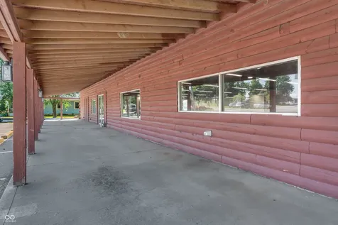 6977 W Main Danville IN 46122