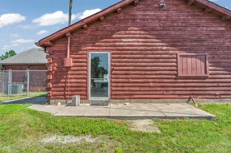 6977 W Main Danville IN 46122