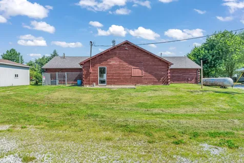 6977 W Main Danville IN 46122